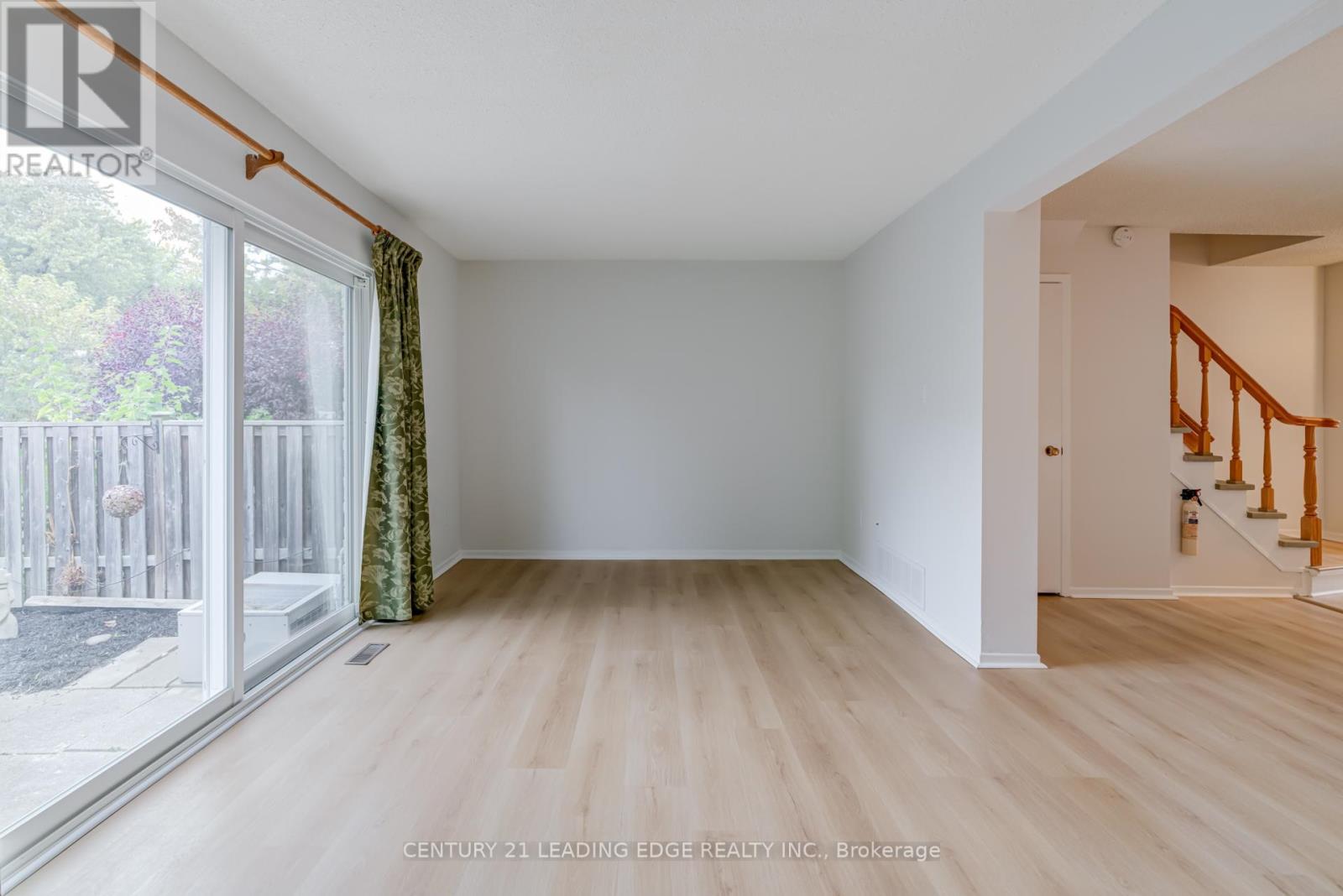 93 - 2779 Gananoque Drive, Mississauga, Ontario  L5N 2E4 - Photo 10 - W12473142