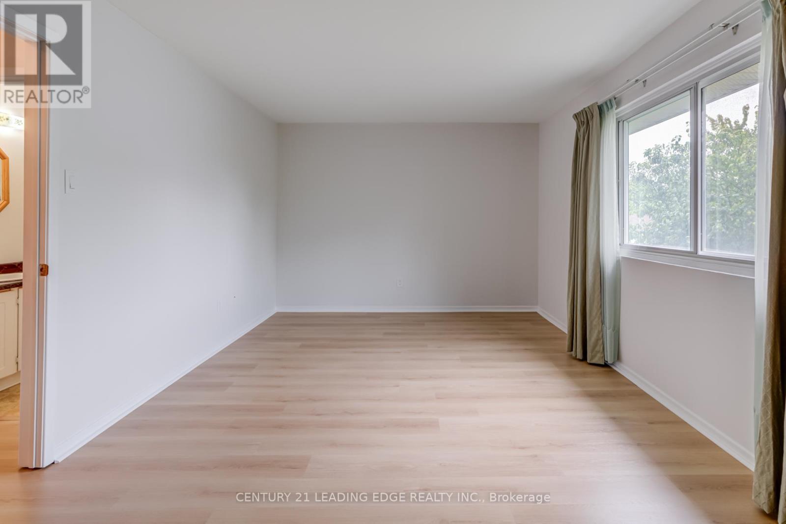 93 - 2779 Gananoque Drive, Mississauga, Ontario  L5N 2E4 - Photo 17 - W12473142