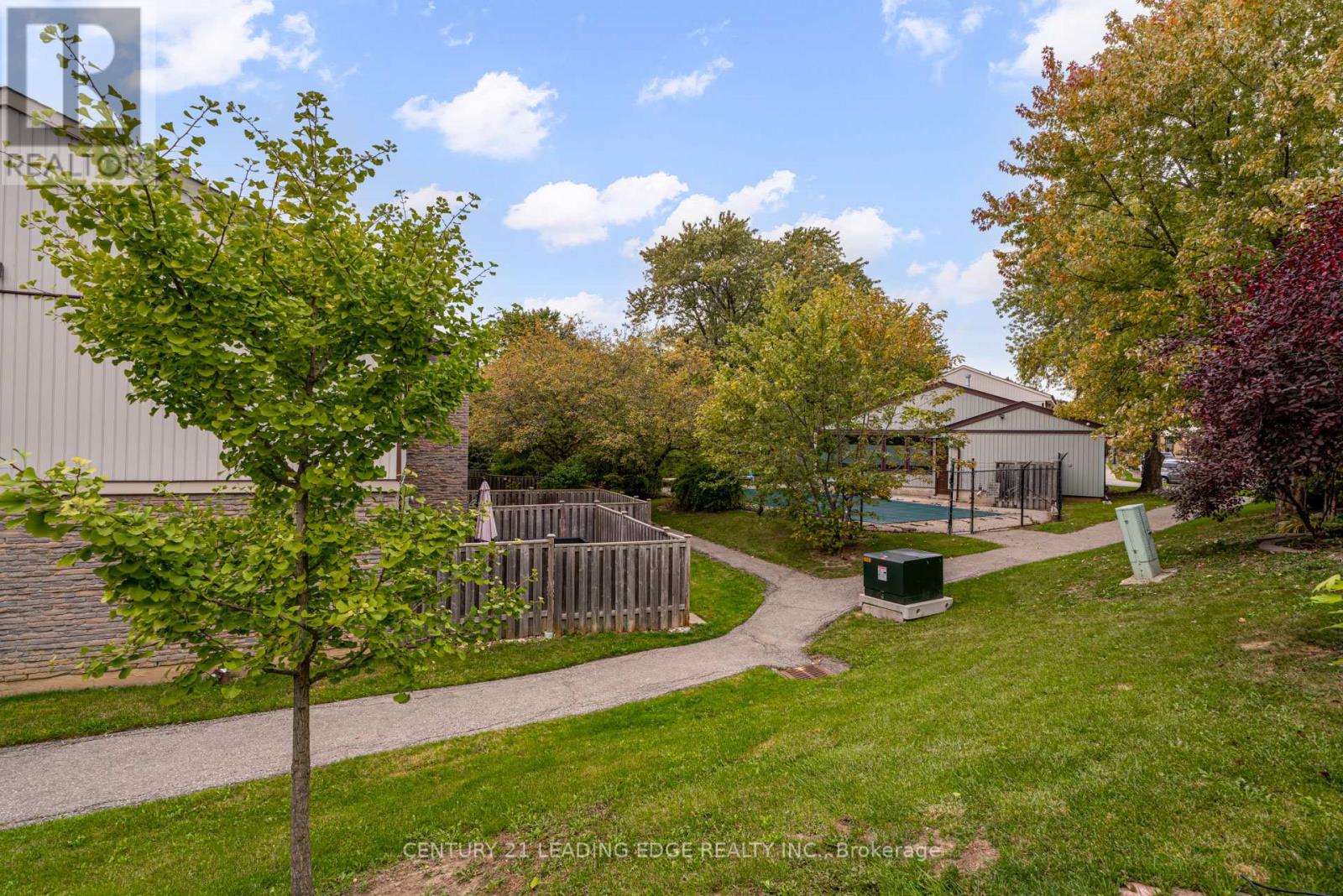 93 - 2779 Gananoque Drive, Mississauga, Ontario  L5N 2E4 - Photo 28 - W12473142