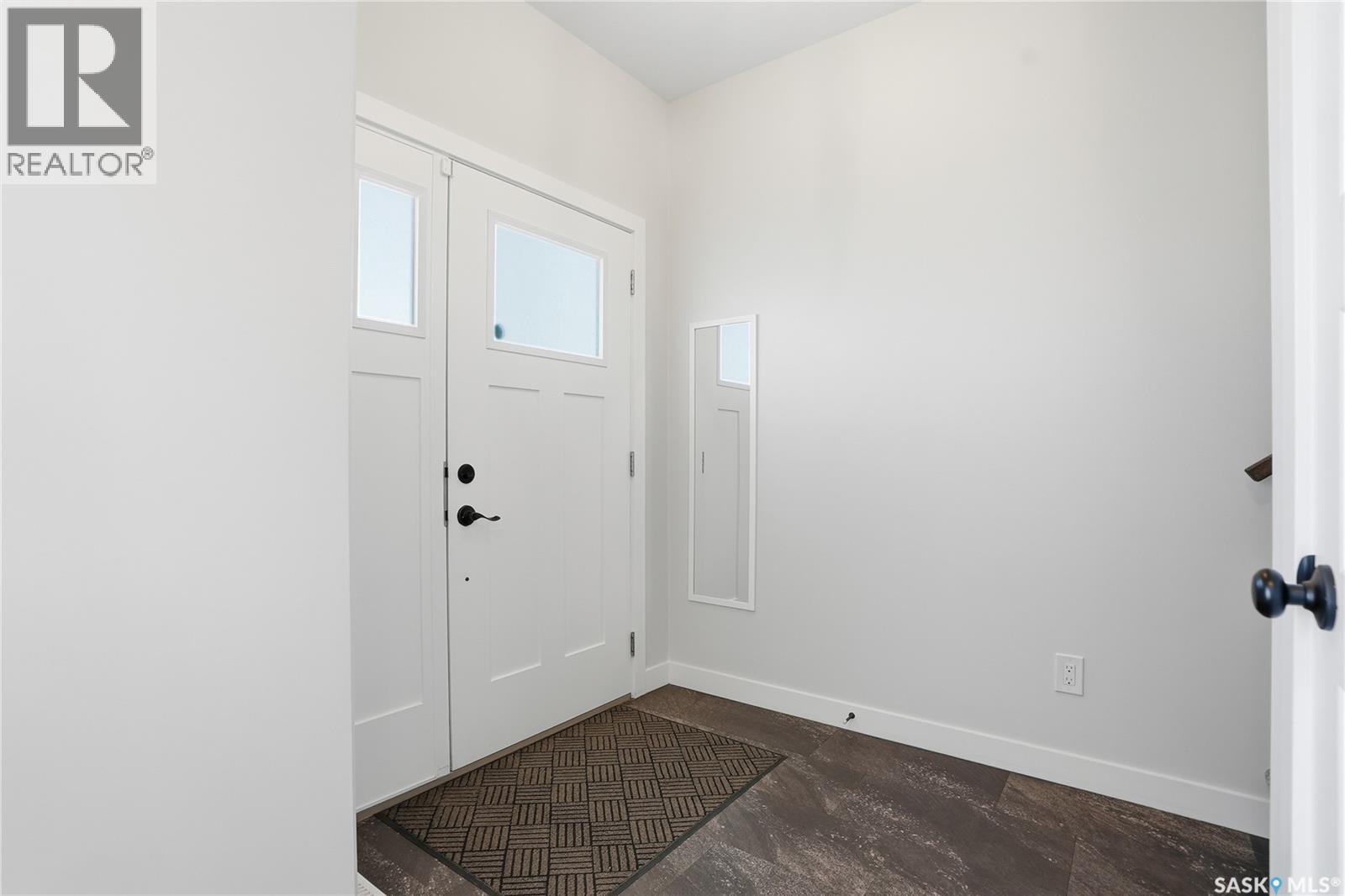 966 Mcfaull Manor, Saskatoon, Saskatchewan  S7V 0S6 - Photo 3 - SK021369