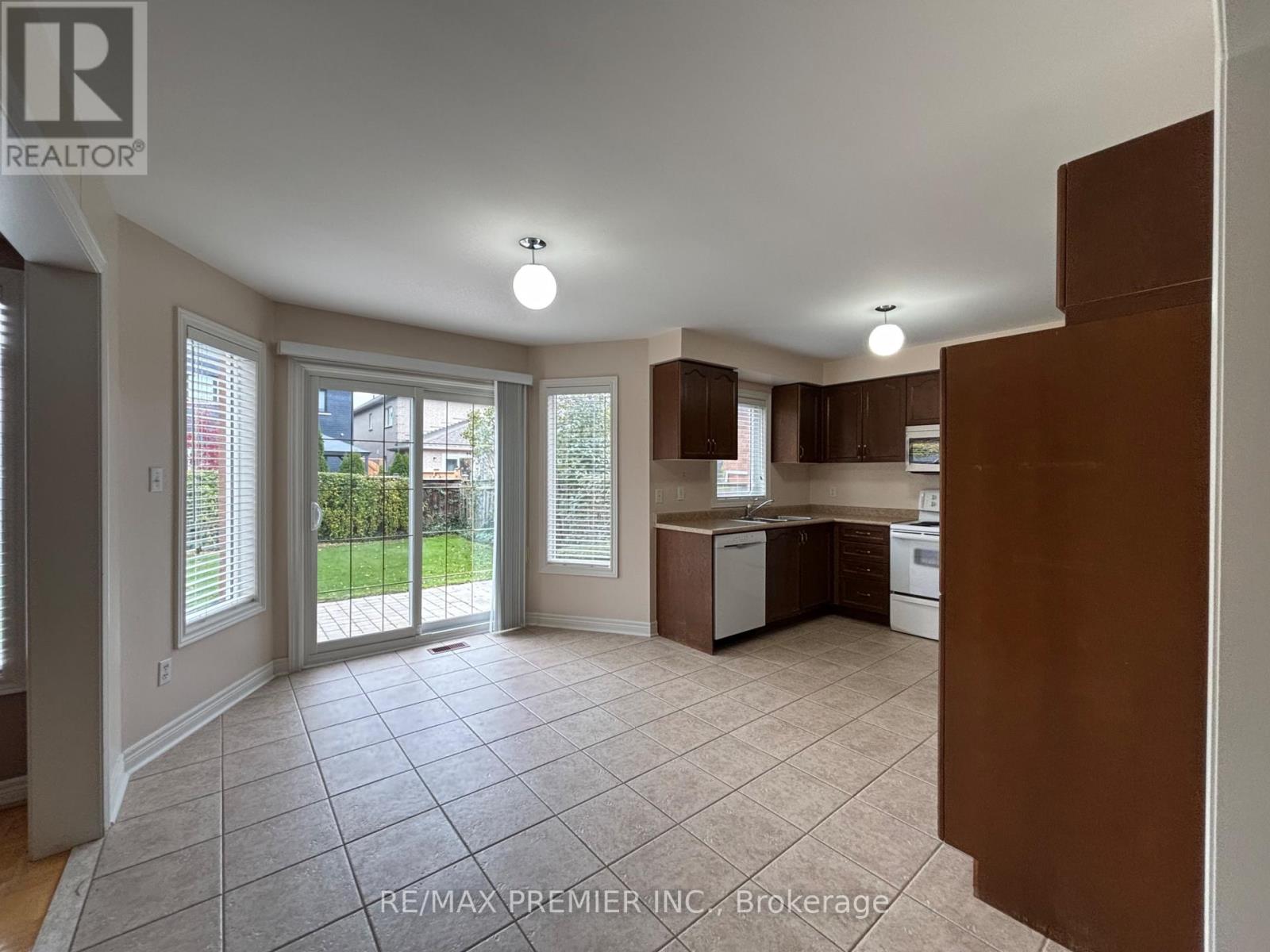 325 Vellore Avenue, Vaughan, Ontario  L4H 2Z2 - Photo 25 - N12470422