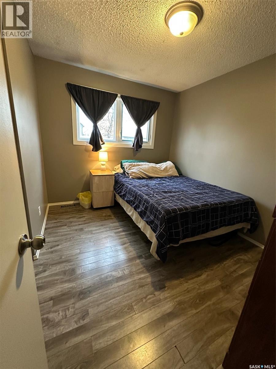913 Third Street, Estevan, Saskatchewan  S4A 0R2 - Photo 10 - SK021374