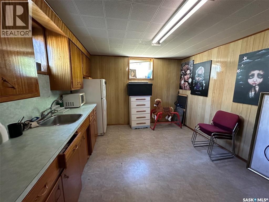 913 Third Street, Estevan, Saskatchewan  S4A 0R2 - Photo 16 - SK021374