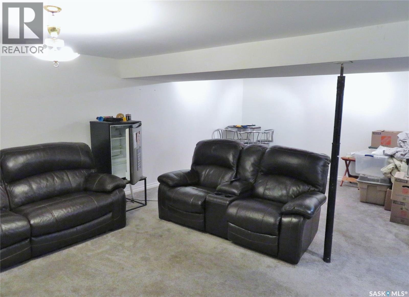 933 Macklem Drive, Saskatoon, Saskatchewan  S7L 4R7 - Photo 13 - SK021314