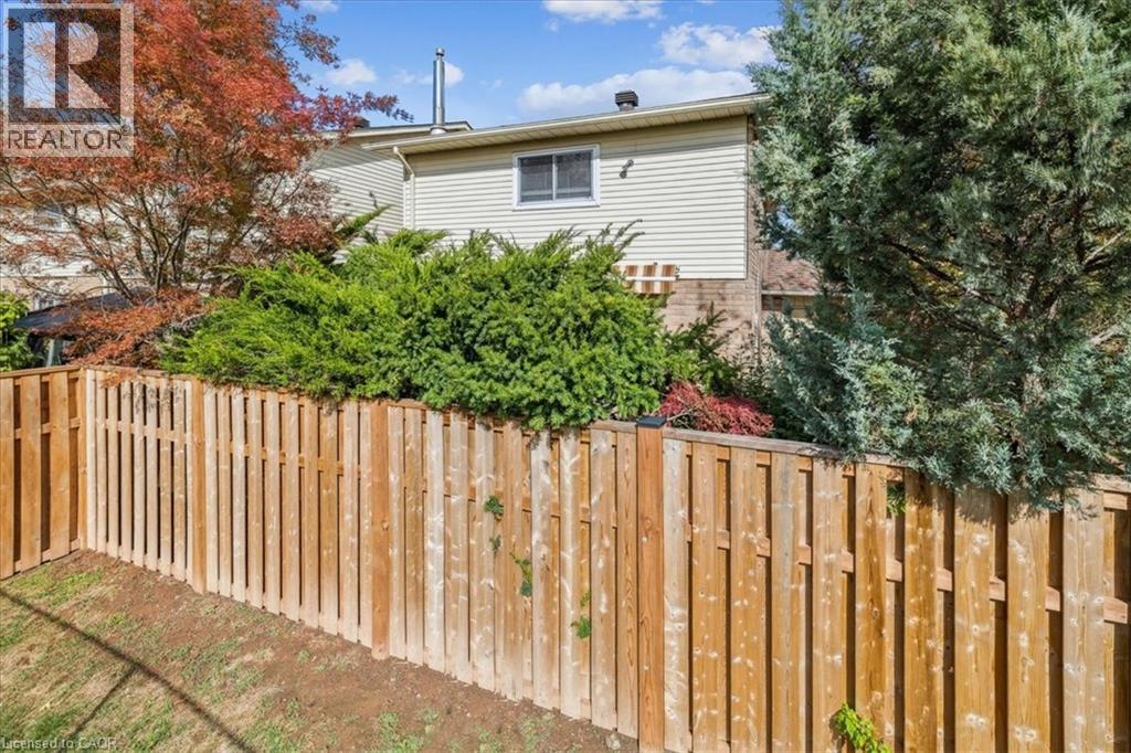 15 Ellington Avenue Unit# 5, Stoney Creek, Ontario  L8E 4P3 - Photo 44 - 40778861
