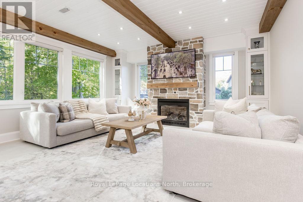 545 OXBOW PARK DRIVE, Wasaga Beach, Ontario