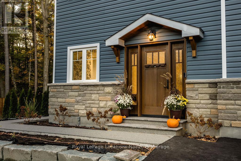 545 Oxbow Park Drive, Wasaga Beach, Ontario  L9Z 2T9 - Photo 4 - S12473731