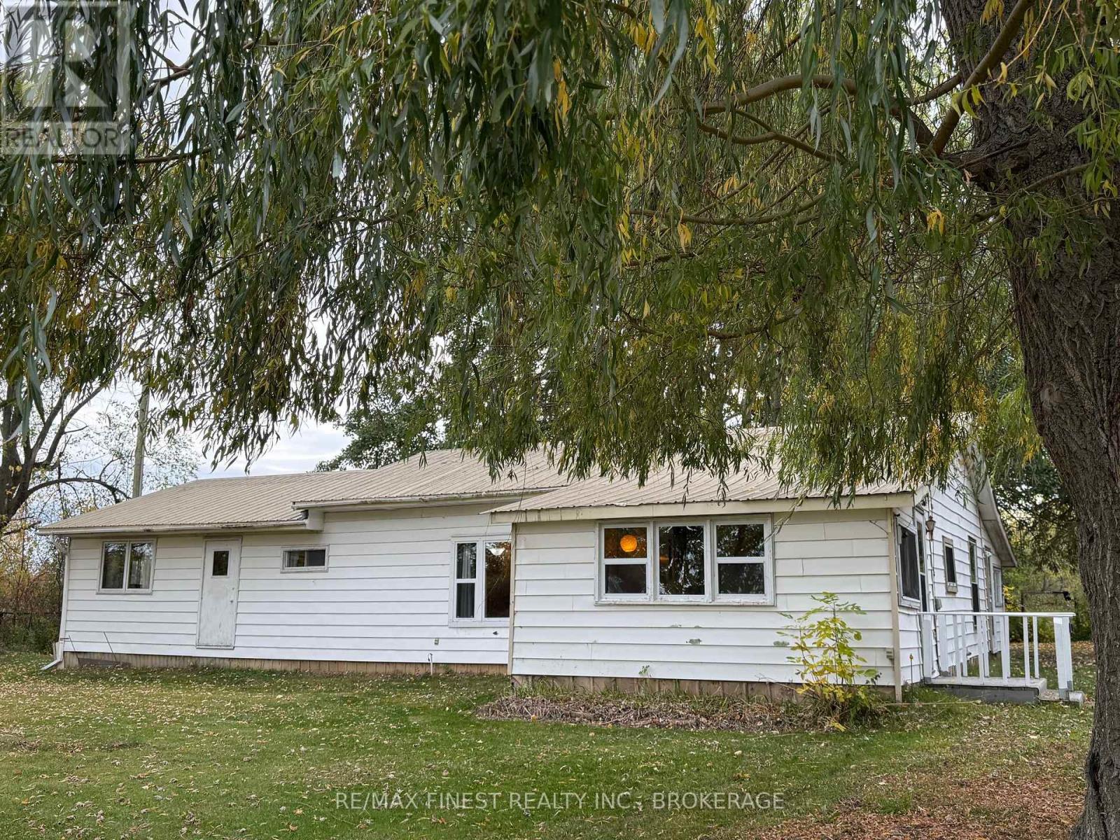 1623 ROAD 96, Frontenac Islands, Ontario