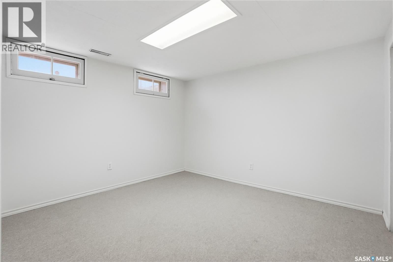 512 I Avenue S, Saskatoon, Saskatchewan  S7M 1Y5 - Photo 29 - SK021229
