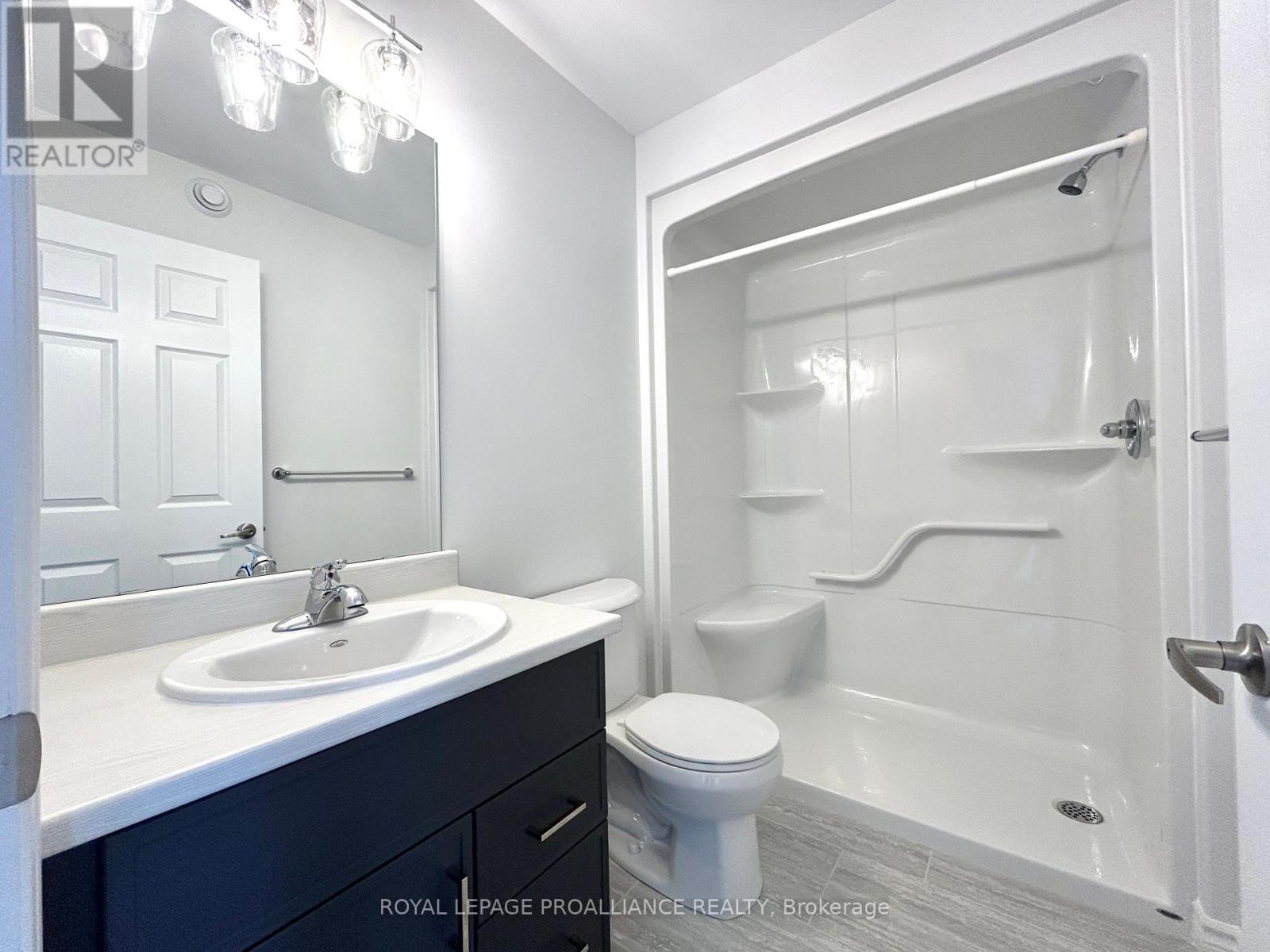 12 Riverstone Way, Belleville, Ontario K8N 0S6 - Photo 17 - X12473725