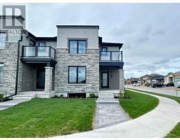 12 RIVERSTONE WAY, Belleville, Ontario