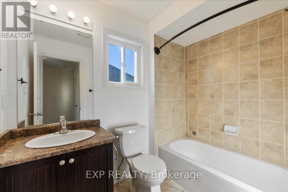 563 Settler's Ridge, Peterborough (Northcrest Ward 5), Ontario  K9L 1M9 - Photo 31 - X12473850