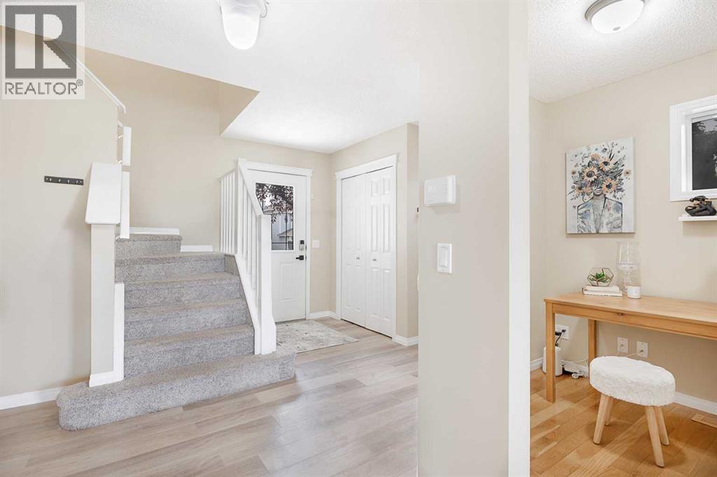 130 Morningside Point Sw, Airdrie, Alberta  T4B 3M3 - Photo 6 - A2254659