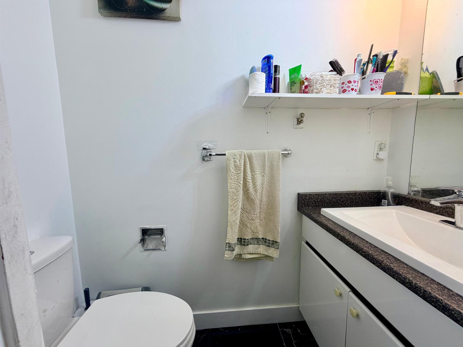 22 3075 Trethewey Street, Abbotsford, British Columbia  V2T 3R4 - Photo 13 - R3059760