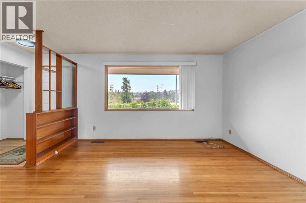 4920 Worcester Drive Sw, Calgary, Alberta  T3C 3L6 - Photo 8 - A2255680