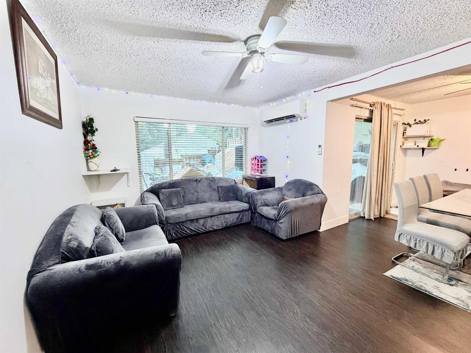 22 3075 Trethewey Street, Abbotsford, British Columbia  V2T 3R4 - Photo 3 - R3059760