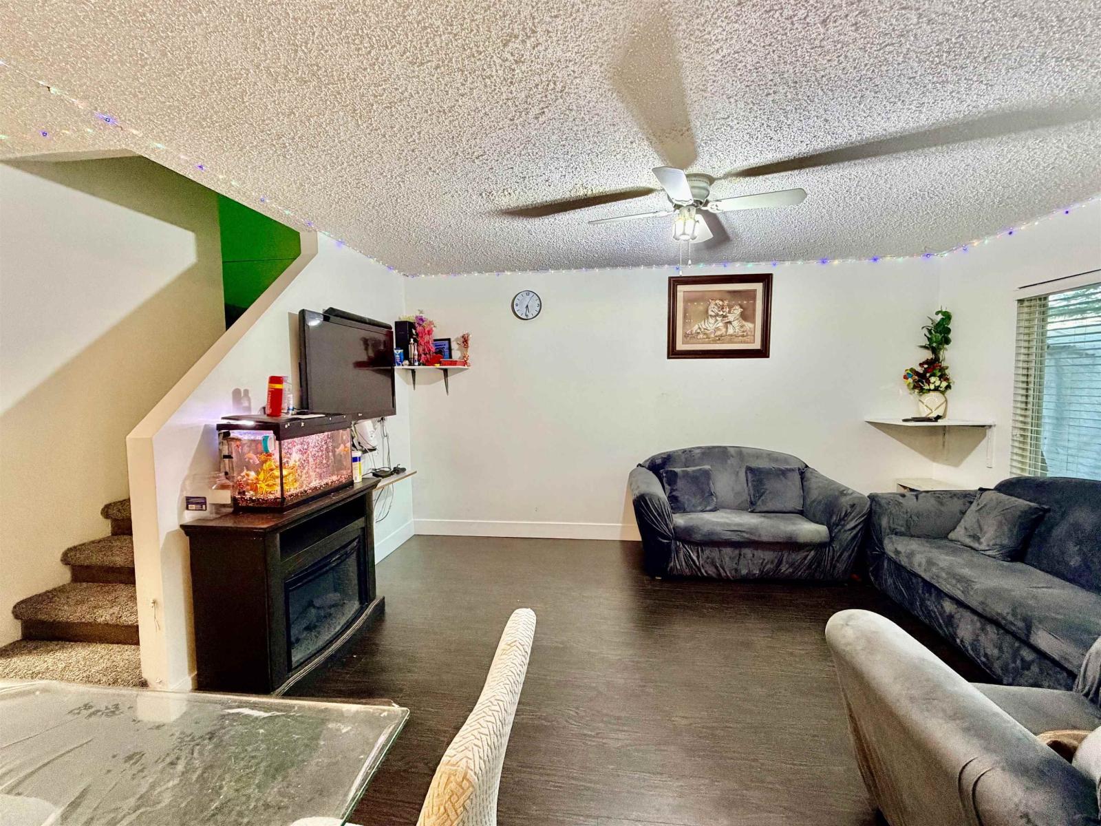 22 3075 Trethewey Street, Abbotsford, British Columbia  V2T 3R4 - Photo 5 - R3059760