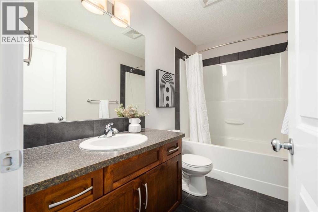 133 Cougar Ridge Close Sw, Calgary, Alberta  T3H 0V4 - Photo 31 - A2256603
