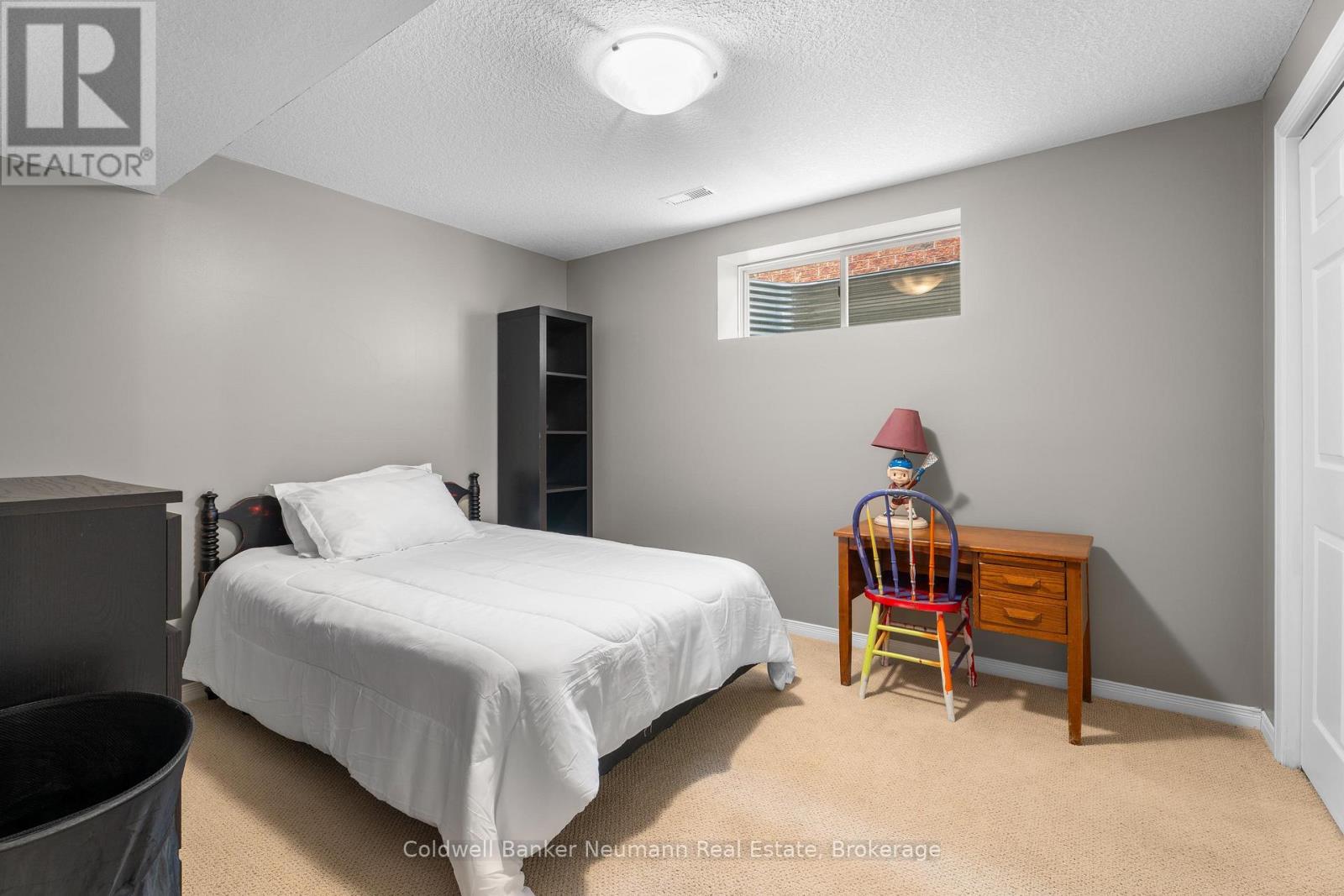 27 Miller Street, Guelph (Pineridge/westminster Woods), Ontario  N1L 1P2 - Photo 25 - X12473821