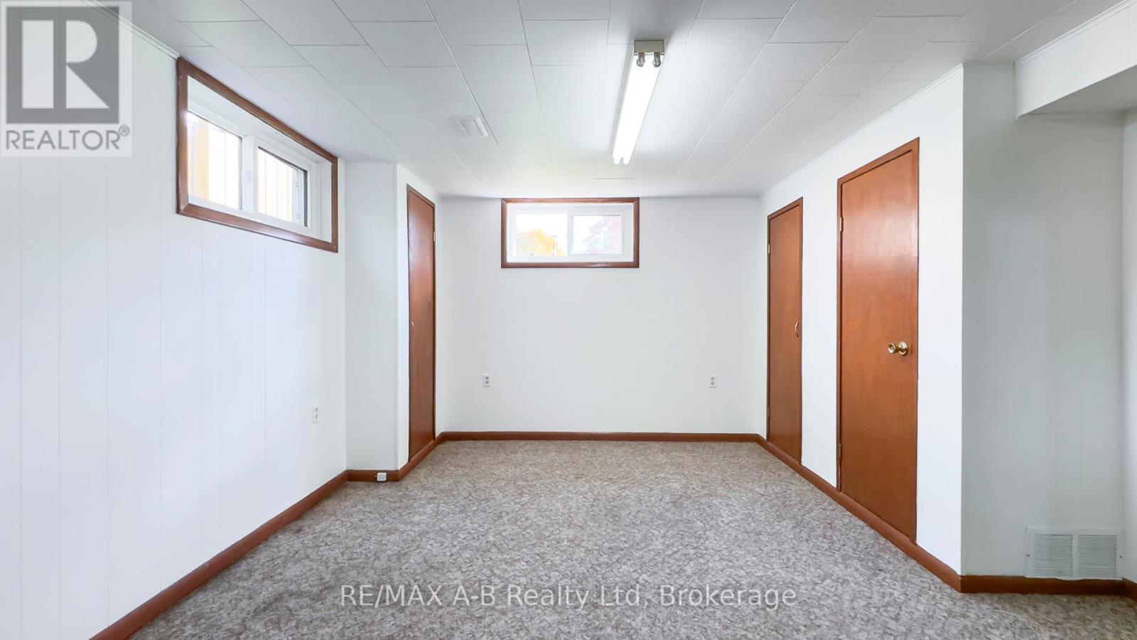 221 Coulton Drive, West Perth (Mitchell), Ontario  N0K 1N0 - Photo 26 - X12473825
