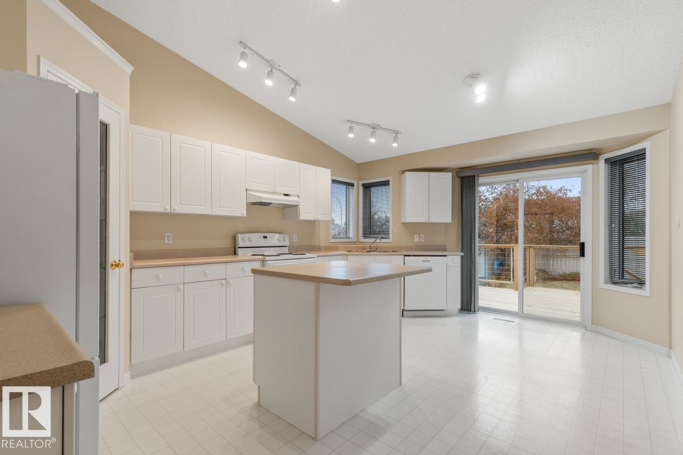 20 Foxhaven Co, Sherwood Park, Alberta  T8A 5X1 - Photo 12 - E4462922