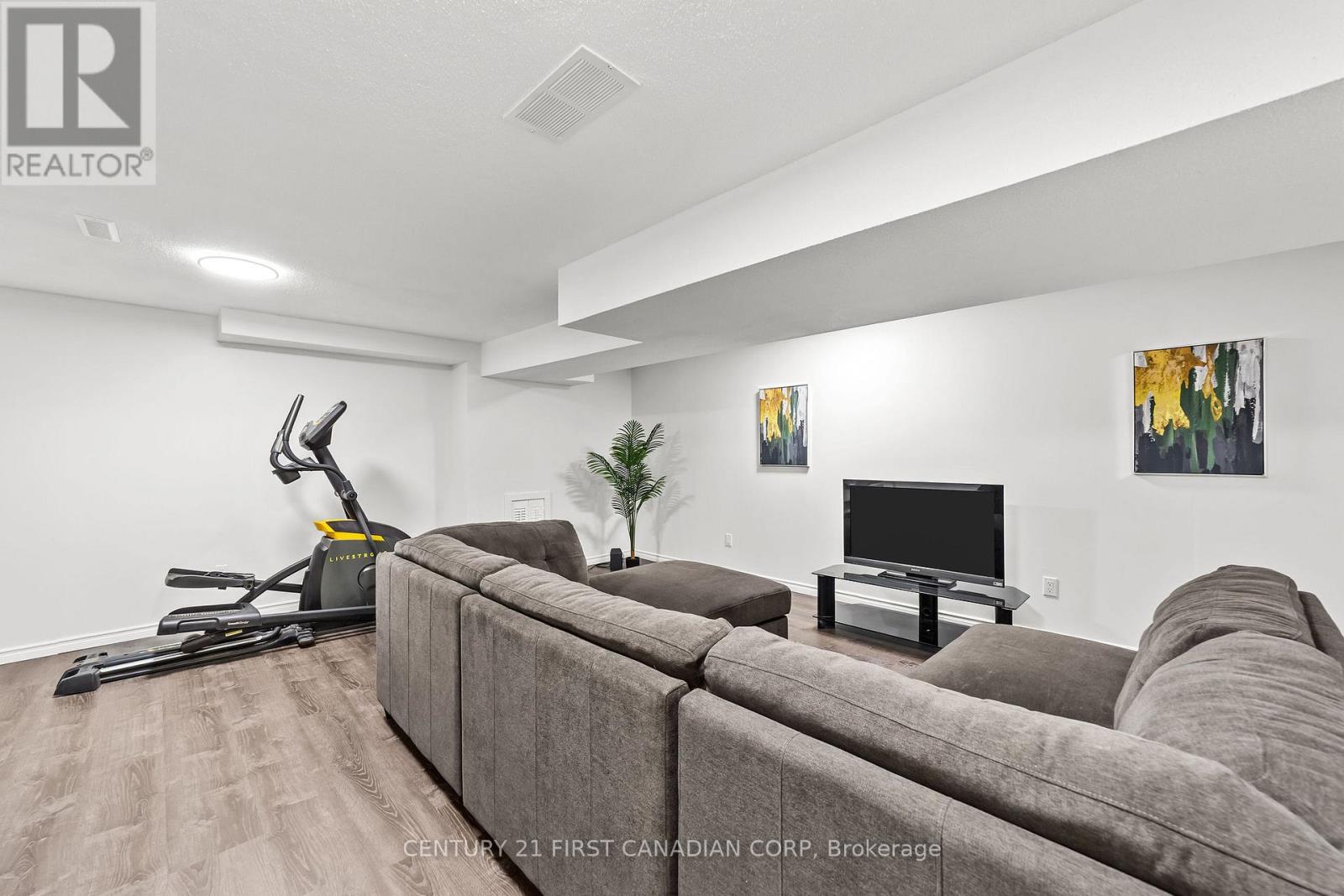 71 Constable Court, London North (North I), Ontario  N6G 3N7 - Photo 22 - X12473828
