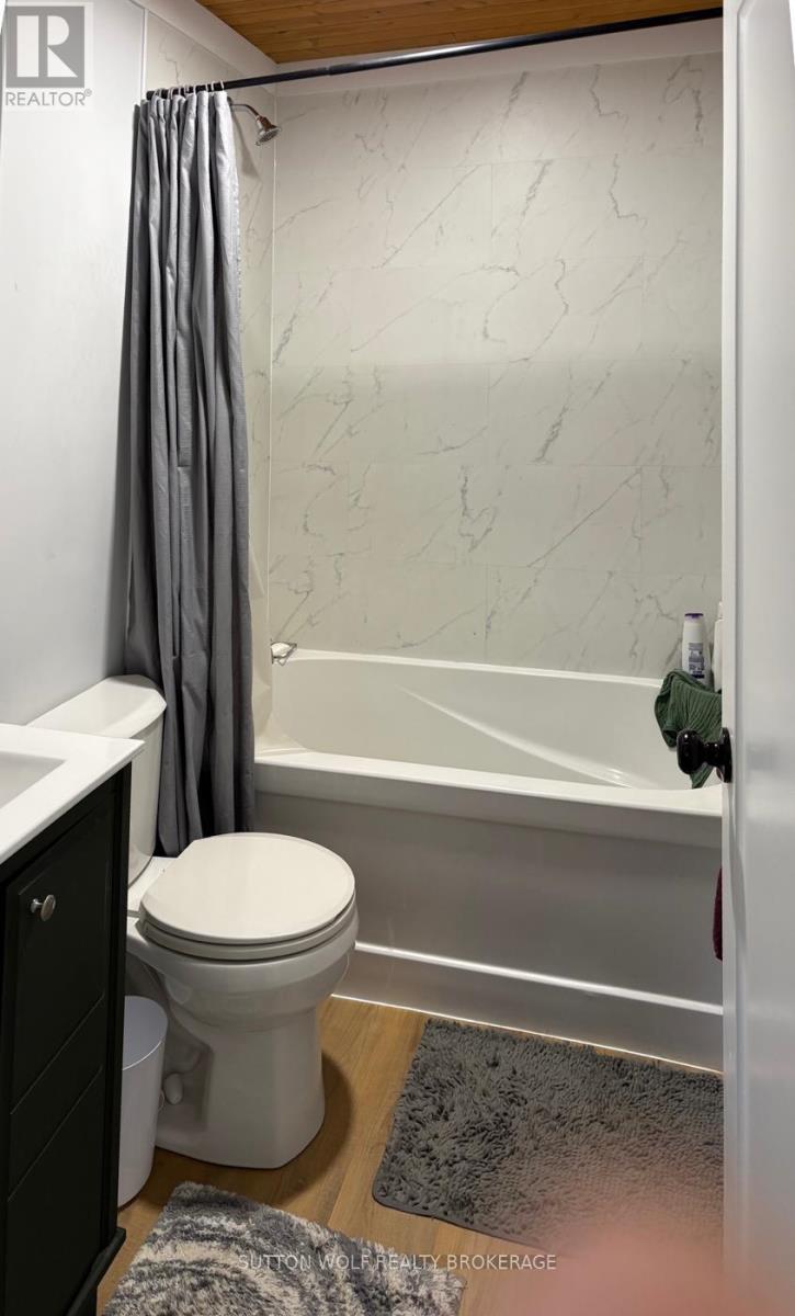 235 William Street, Southwest Middlesex, Ontario  N0L 1Z0 - Photo 16 - X12473846