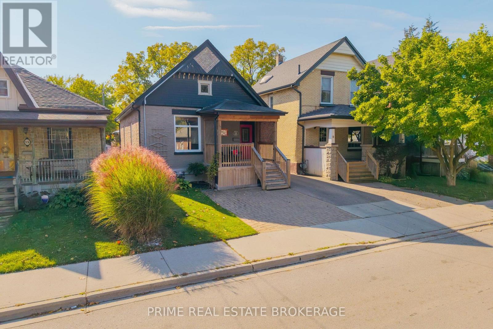 11 BRISCOE STREET E, London South, Ontario