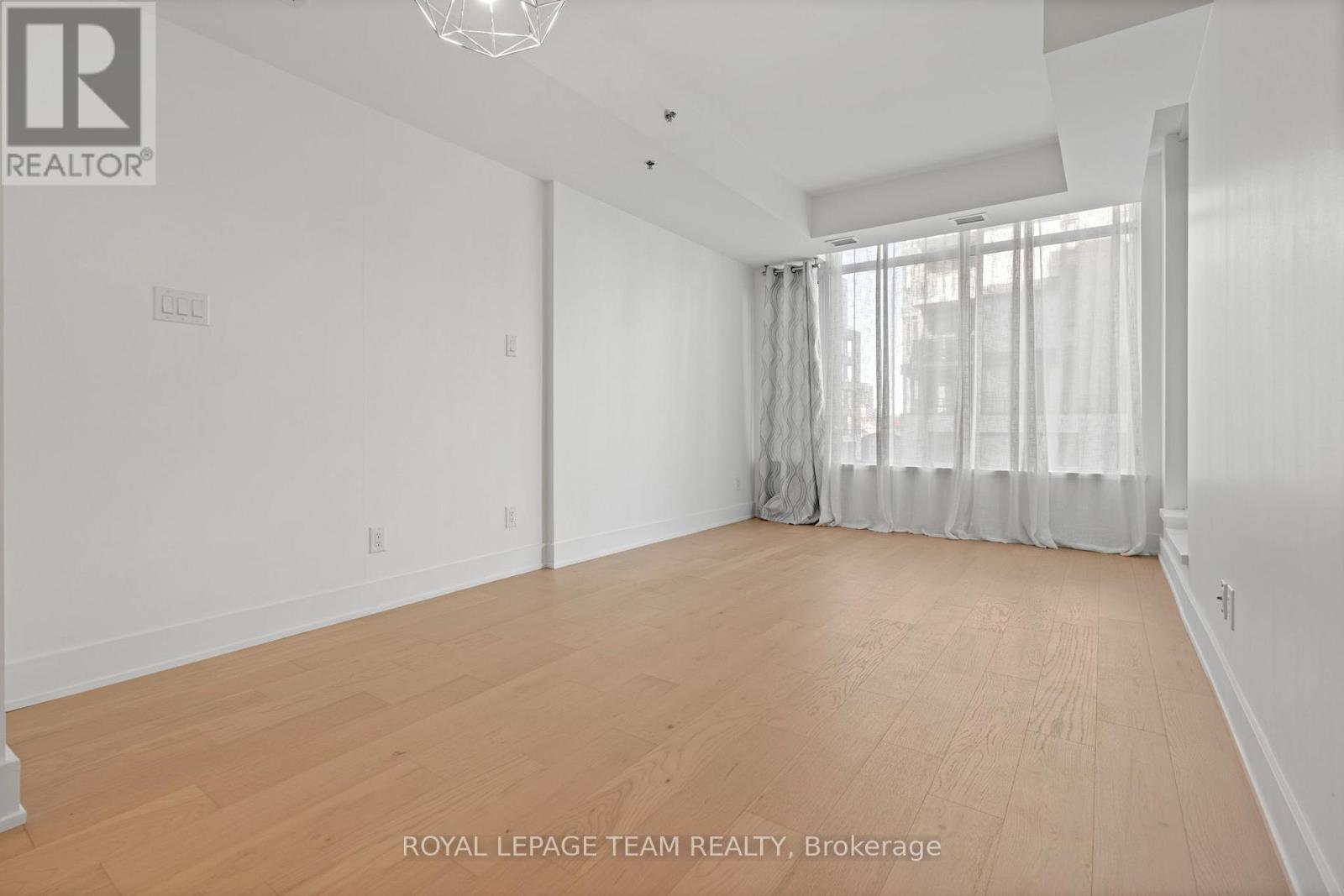 207 - 108 Richmond Road, Ottawa, Ontario  K1Z 0B3 - Photo 10 - X12473730