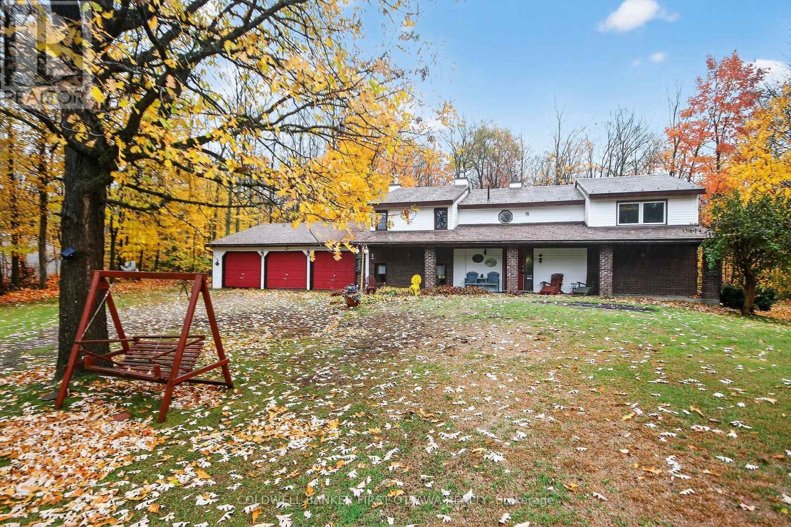 183 Foster Road, Beckwith, Ontario  K0A 1B0 - Photo 3 - X12473776