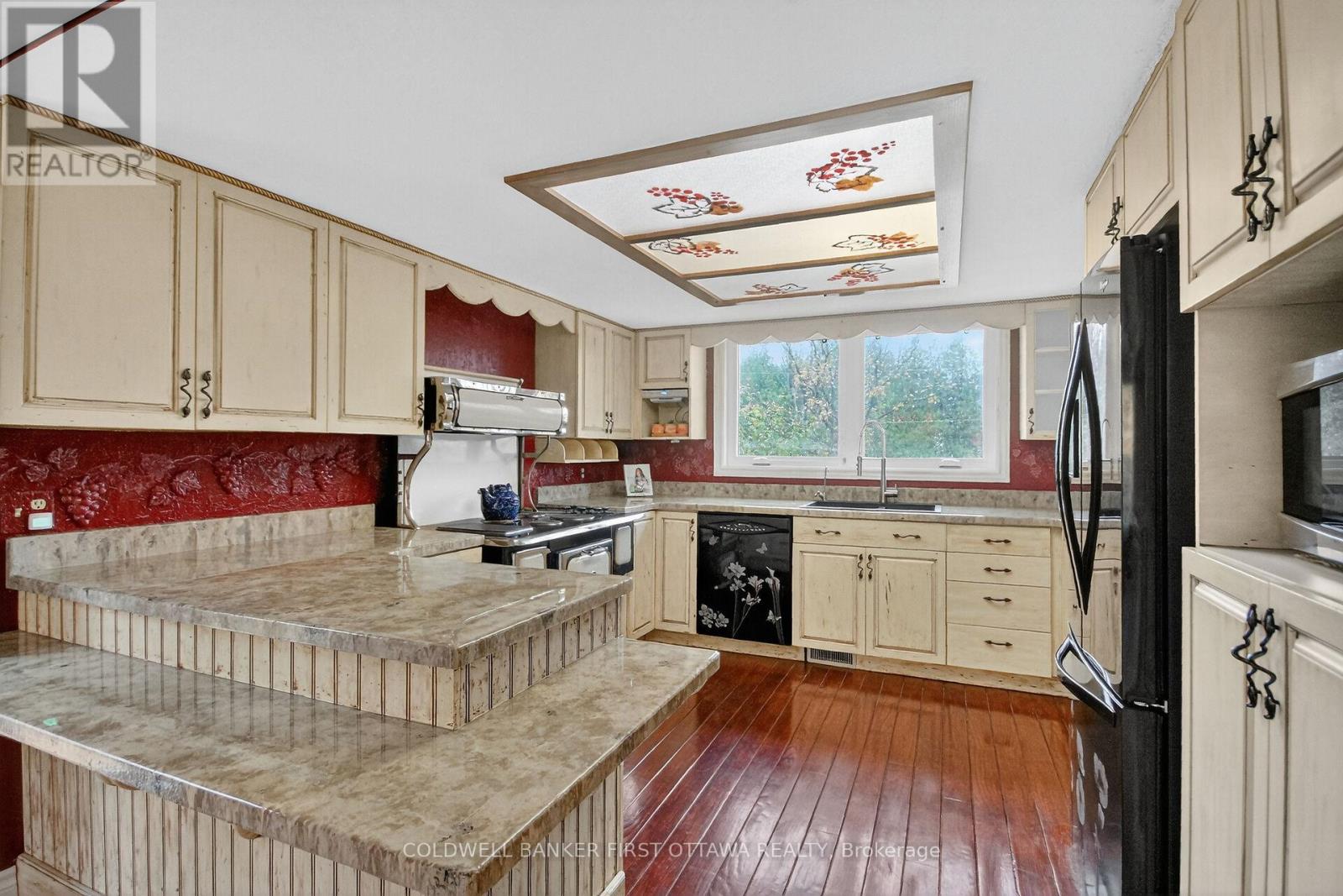 183 Foster Road, Beckwith, Ontario  K0A 1B0 - Photo 7 - X12473776