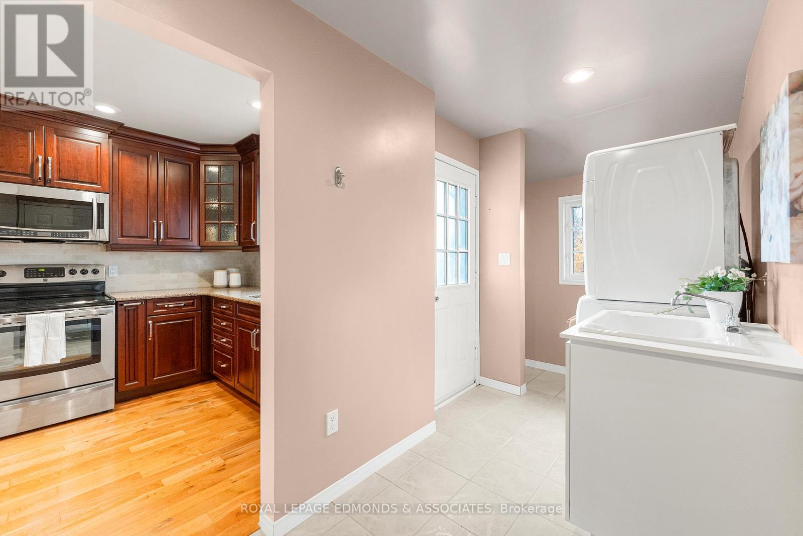 193 Finnerty Road, Whitewater Region, Ontario  K0J 1K0 - Photo 22 - X12473855
