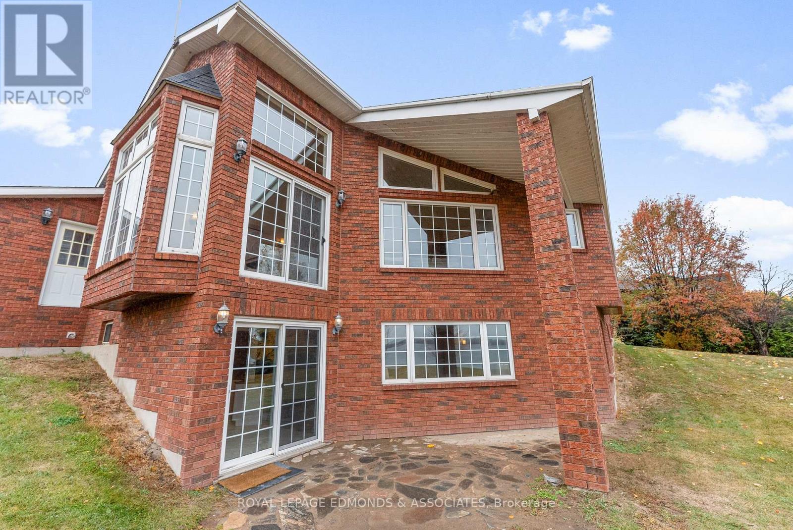 193 Finnerty Road, Whitewater Region, Ontario  K0J 1K0 - Photo 48 - X12473855
