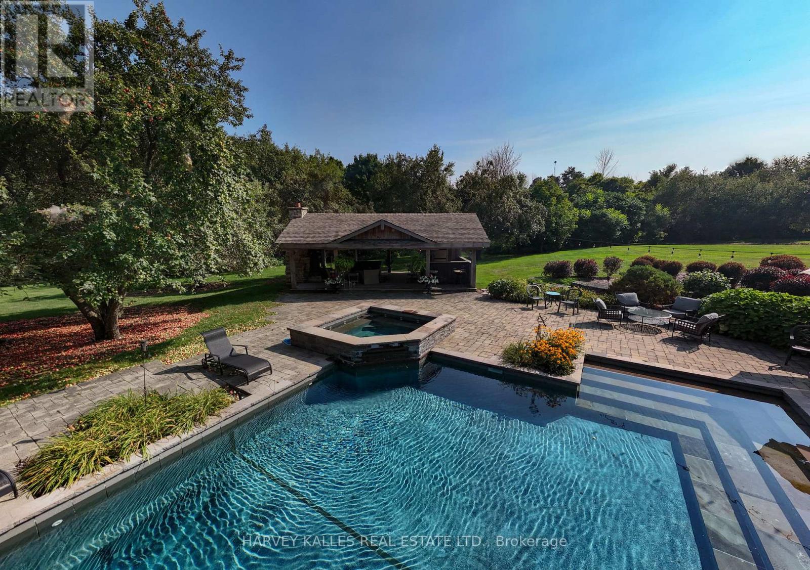 3 Rutland Hill Court, Caledon, Ontario  L7C 0B4 - Photo 35 - W12406297