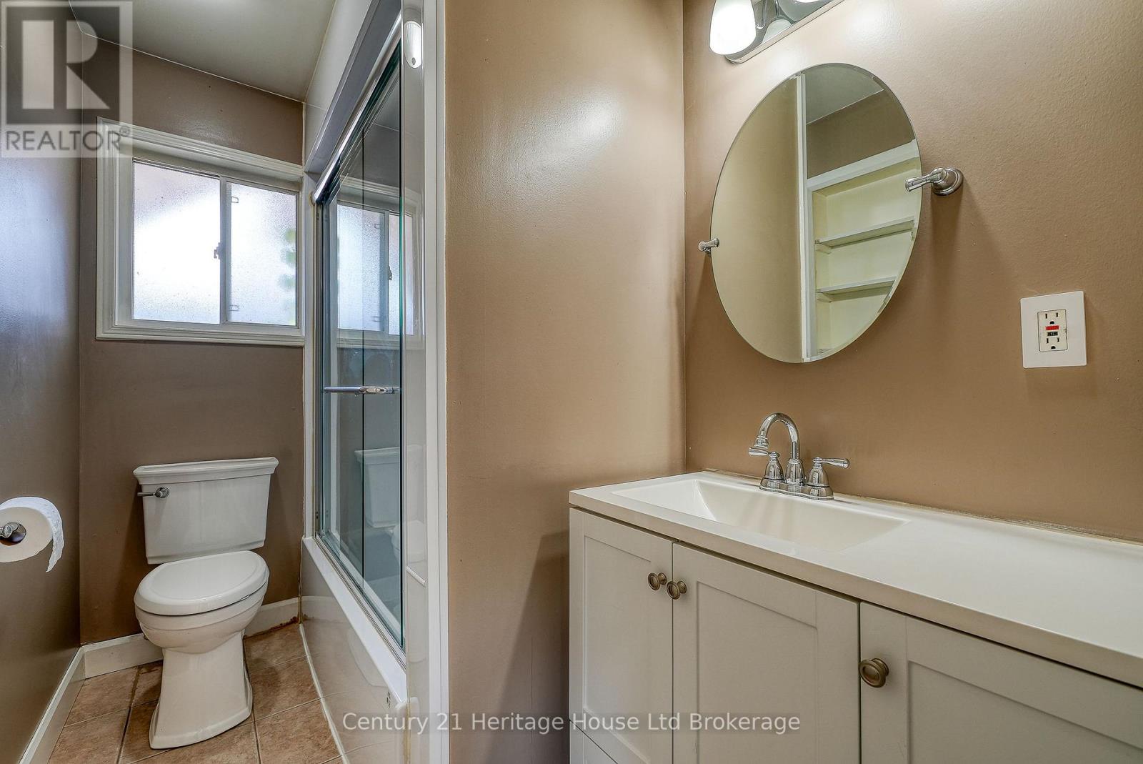 50 Pebble Beach Court, Woodstock, Ontario  N4S 8X2 - Photo 24 - X12473742