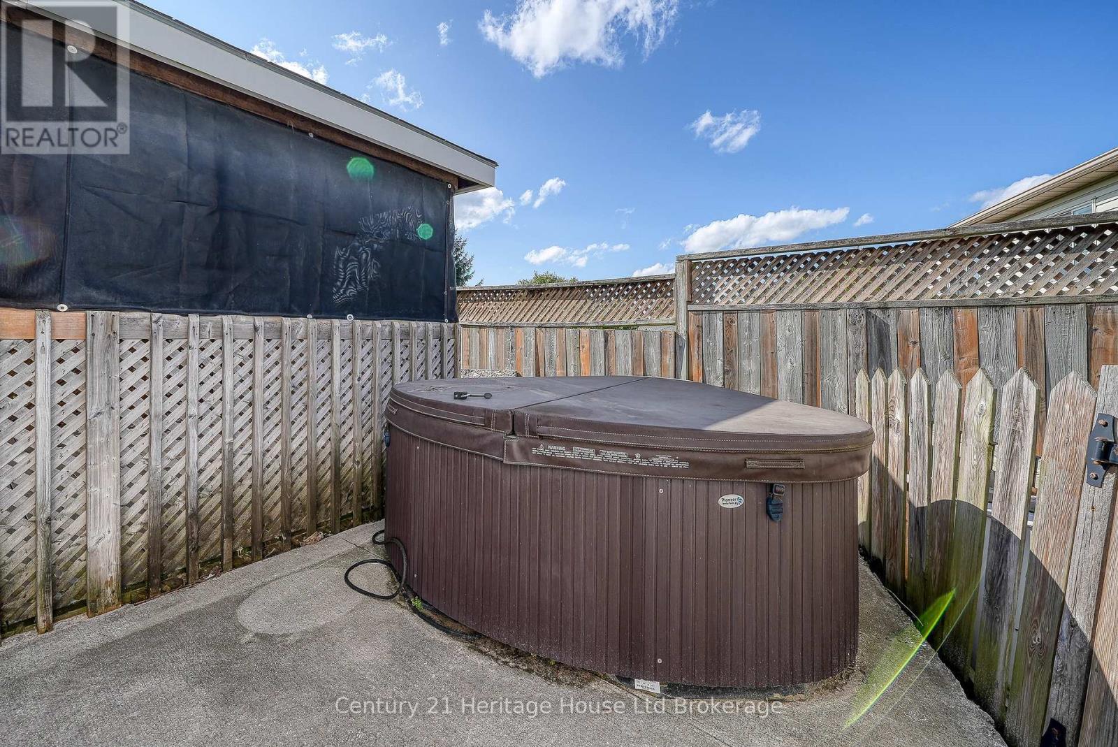 50 Pebble Beach Court, Woodstock, Ontario  N4S 8X2 - Photo 45 - X12473742