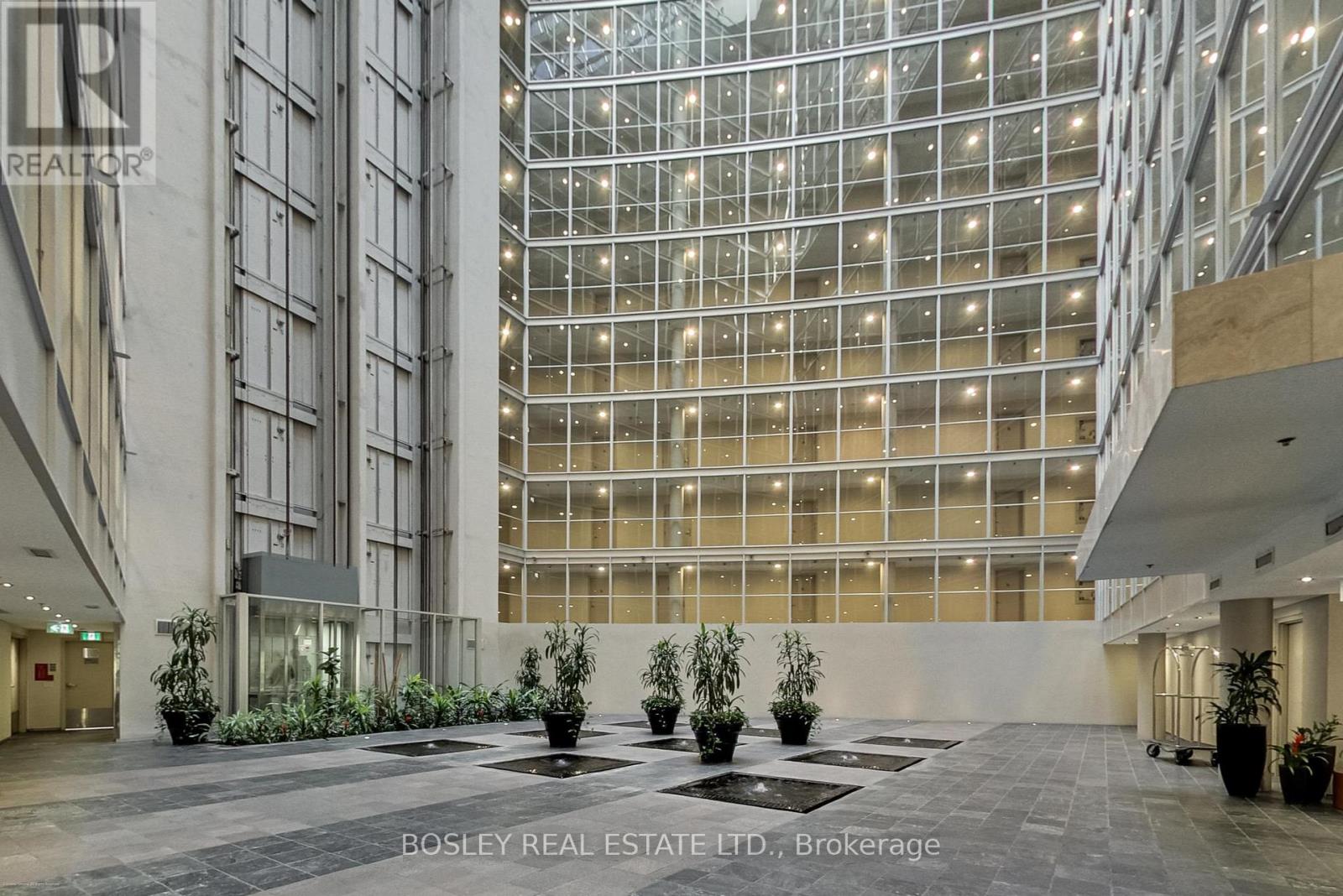 508 - 650 Queens Quay W, Toronto, Ontario  M5V 3N2 - Photo 2 - C12473615