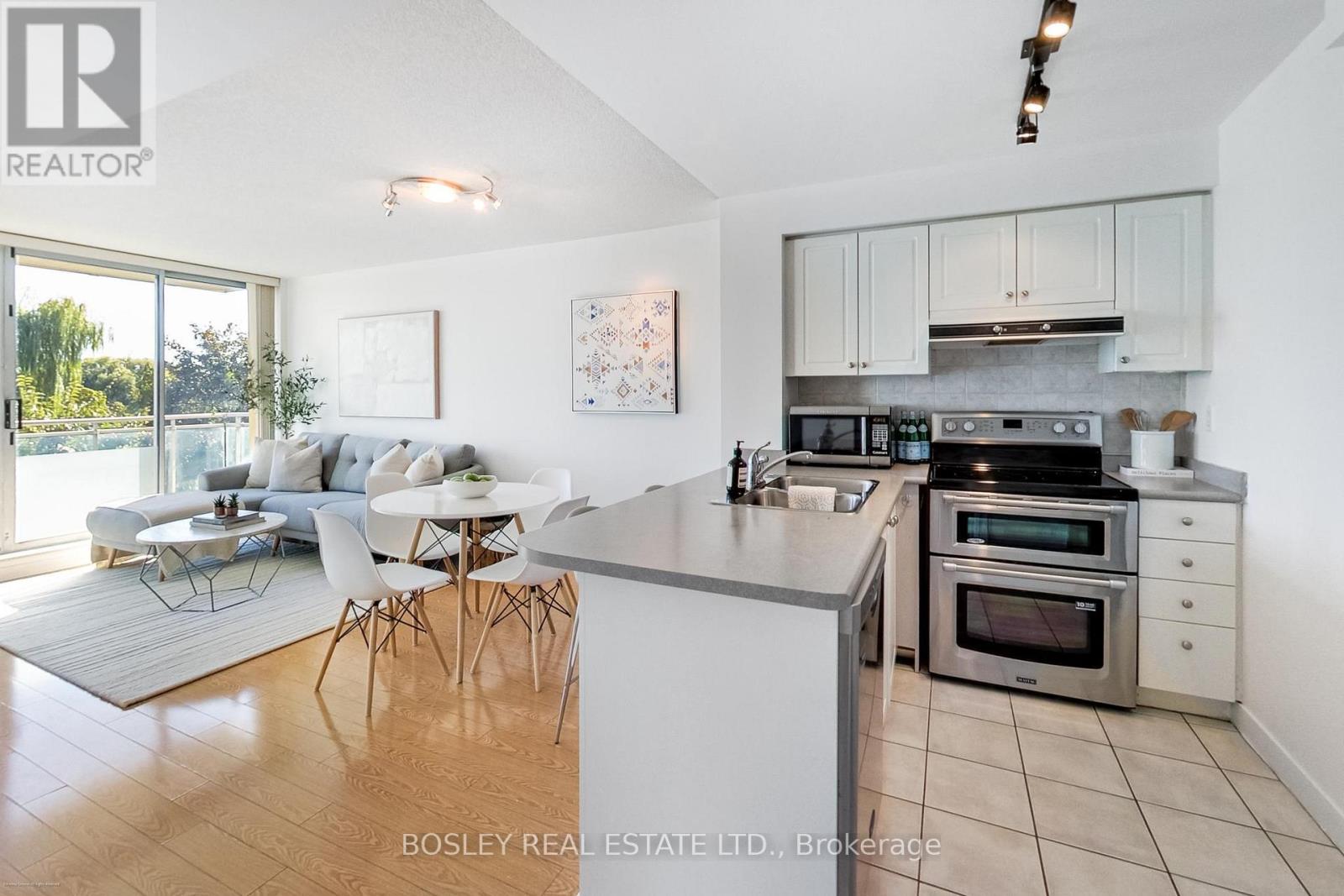 508 - 650 Queens Quay W, Toronto, Ontario  M5V 3N2 - Photo 8 - C12473615