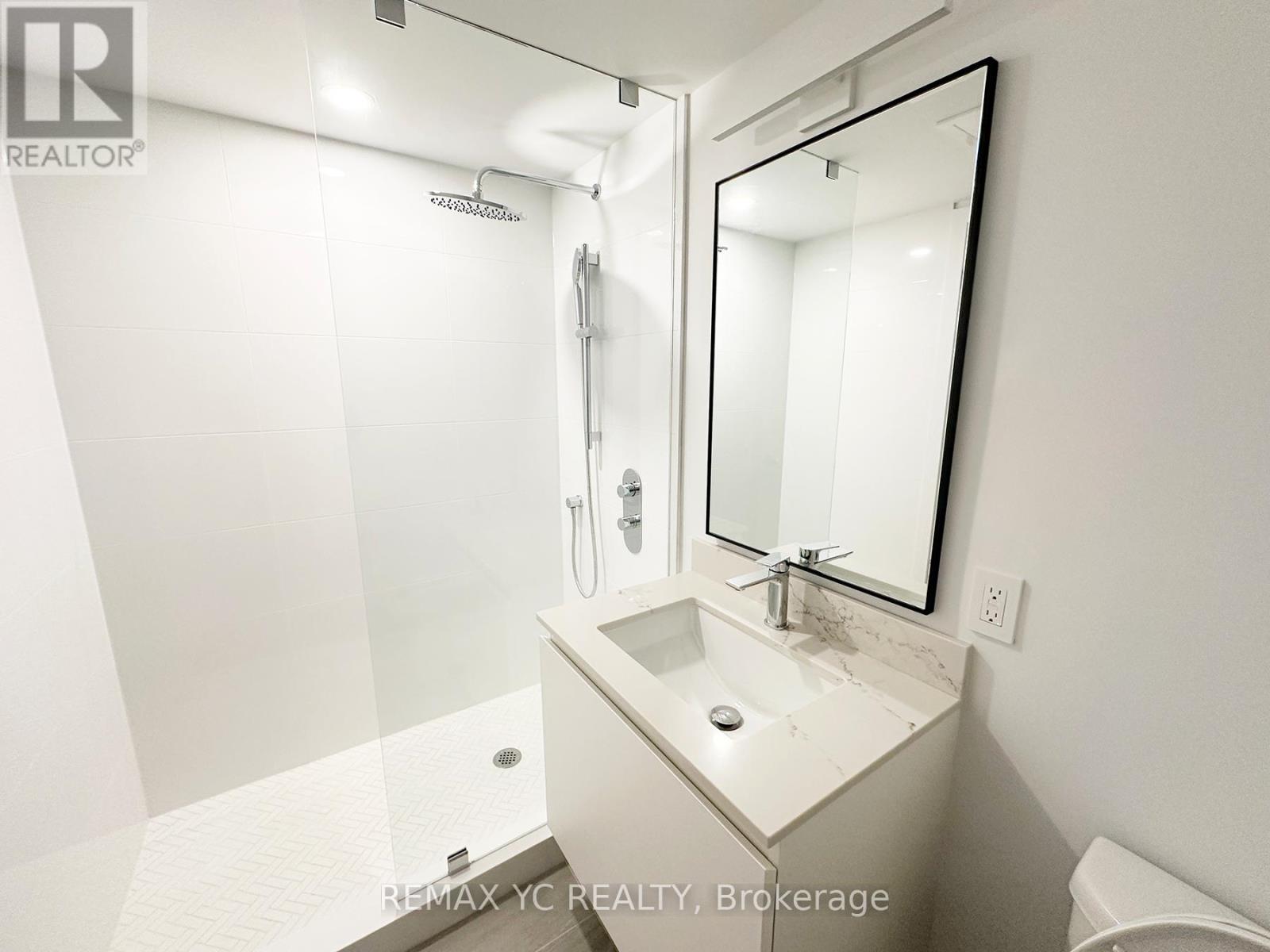 214 - 1720 Bayview Avenue, Toronto, Ontario  M4G 3C4 - Photo 13 - C12473624