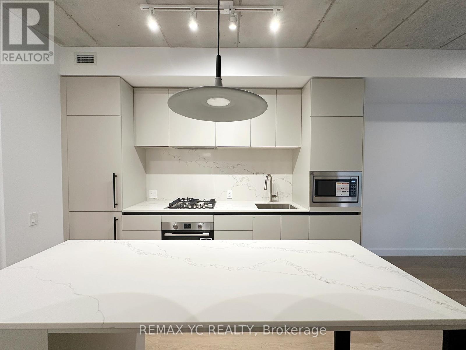214 - 1720 Bayview Avenue, Toronto, Ontario  M4G 3C4 - Photo 7 - C12473624