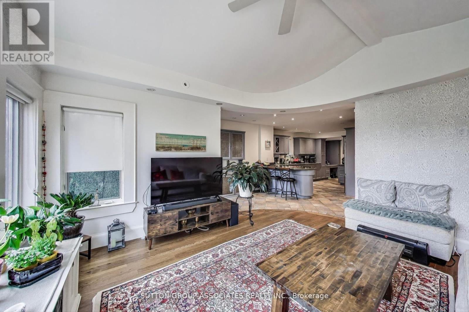202 Forest Hill Road, Toronto, Ontario  M5P 2N4 - Photo 13 - C12473687