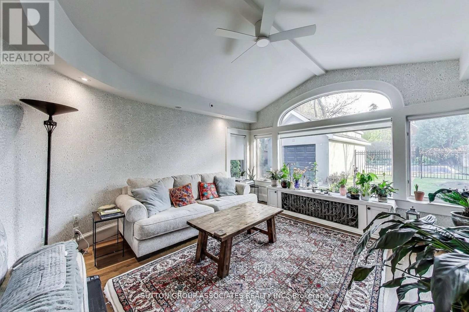 202 Forest Hill Road, Toronto, Ontario  M5P 2N4 - Photo 14 - C12473687