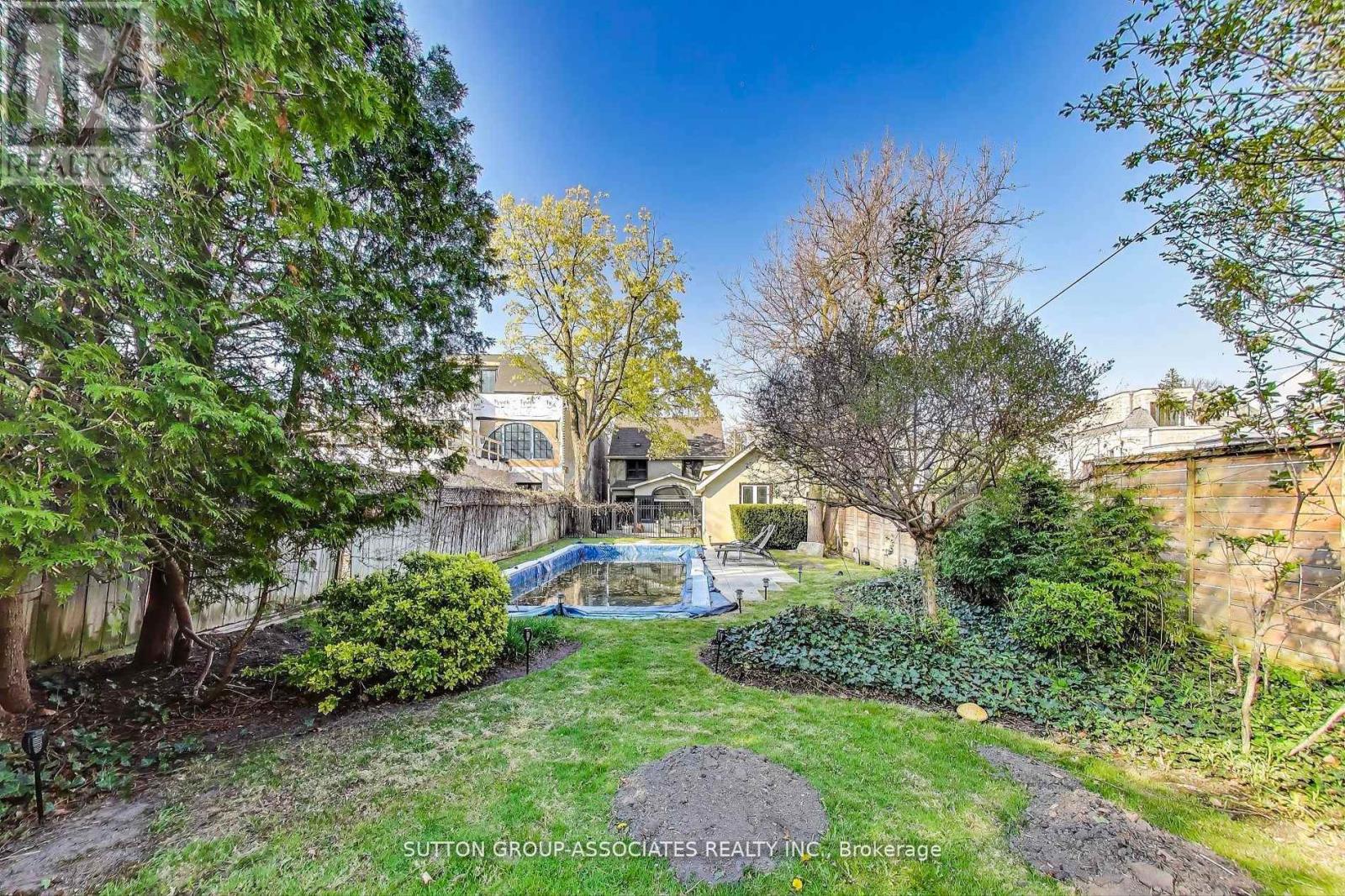 202 Forest Hill Road, Toronto, Ontario  M5P 2N4 - Photo 18 - C12473687