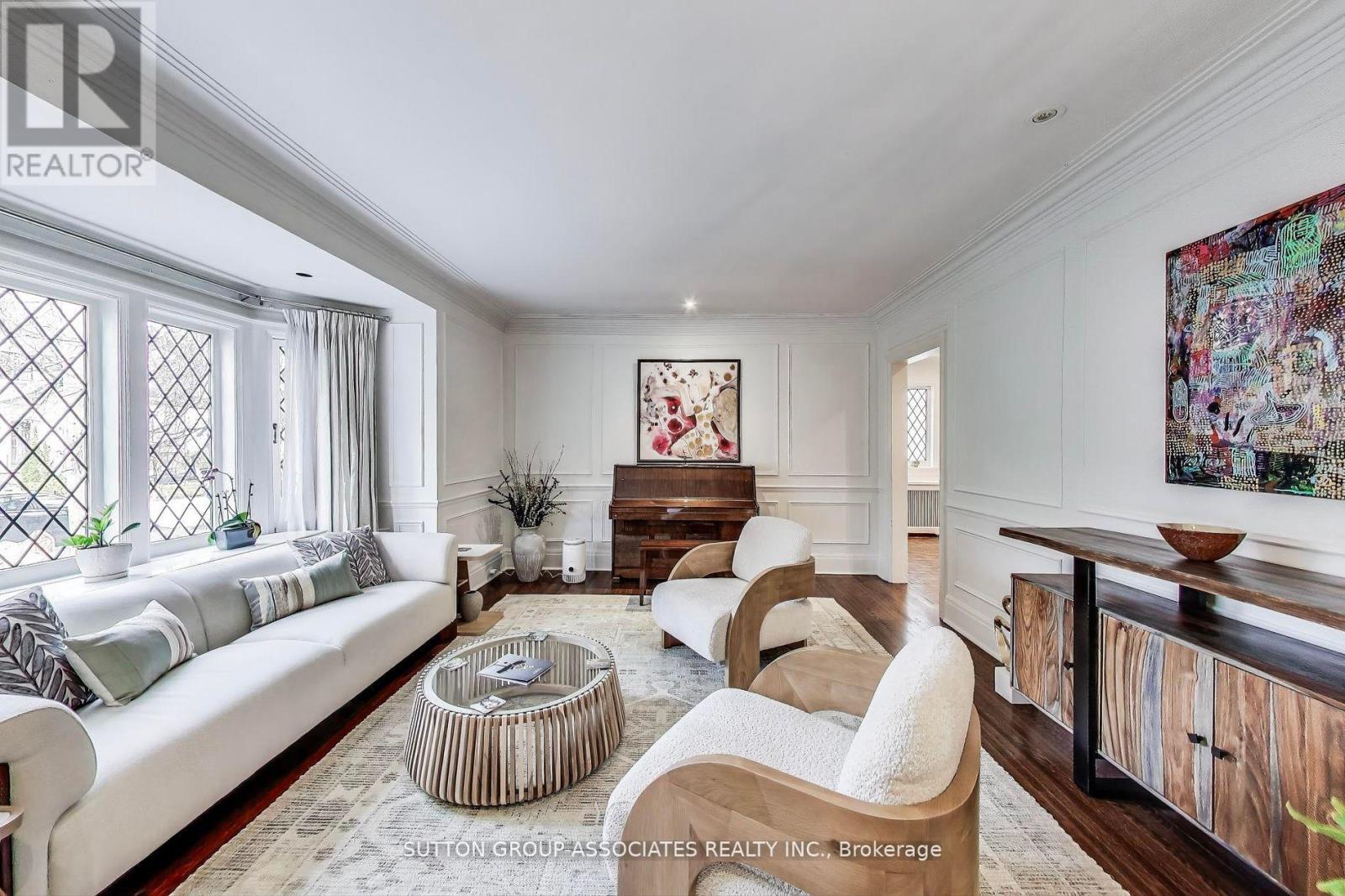 202 Forest Hill Road, Toronto, Ontario  M5P 2N4 - Photo 4 - C12473687
