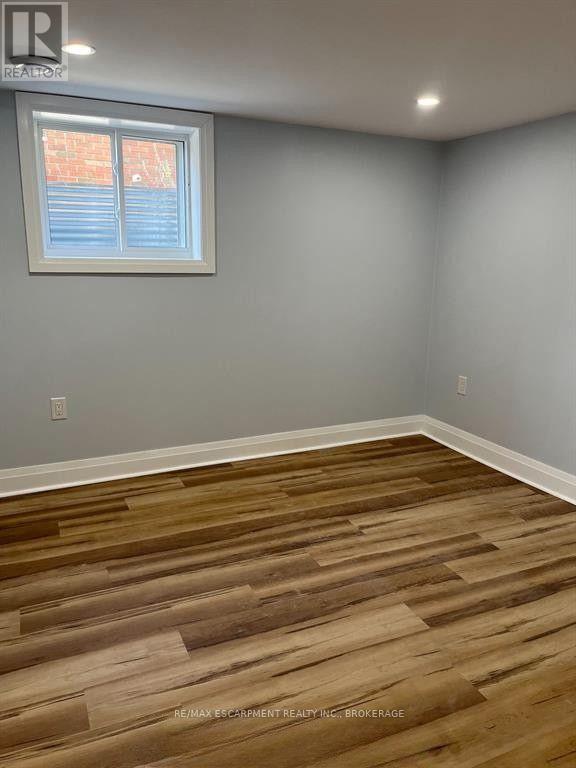 3 - 621 Hagar Street, Welland (Lincoln/crowland), Ontario  L3B 4K2 - Photo 5 - X12473872