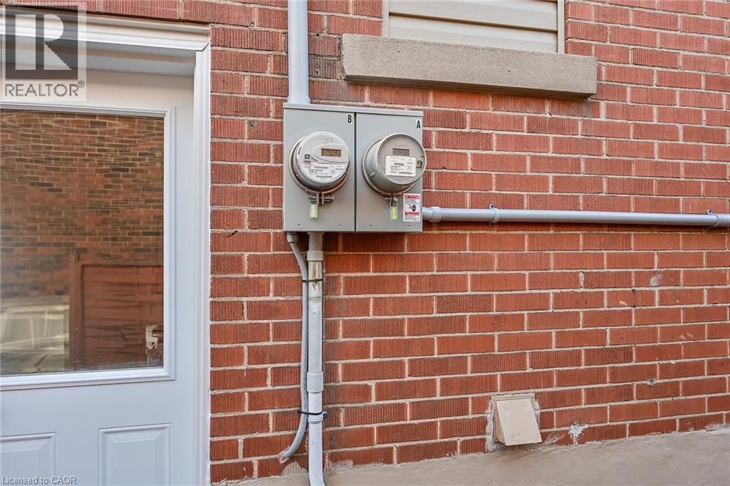 175 East 45th Street, Hamilton, Ontario  L8T 3K4 - Photo 42 - 40780564