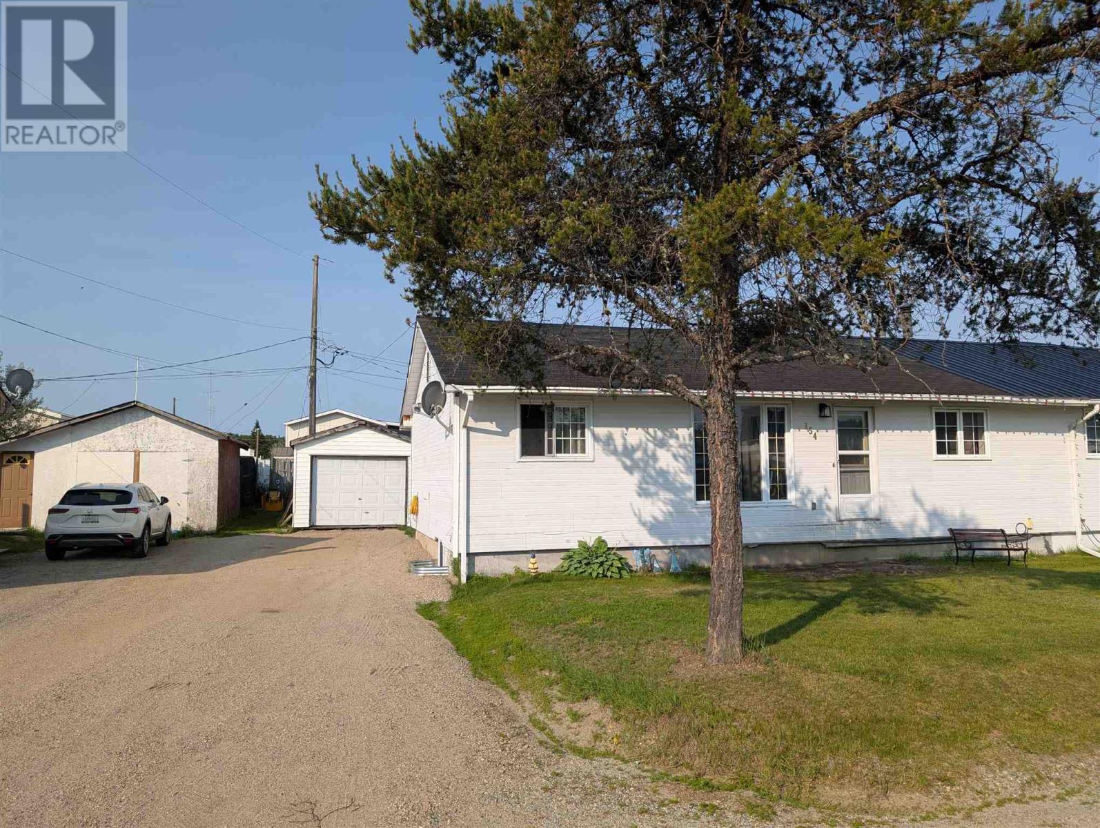 154 Avenue Du Parc, Dubreuilville, Ontario  P0S 1B0 - Photo 3 - SM251821