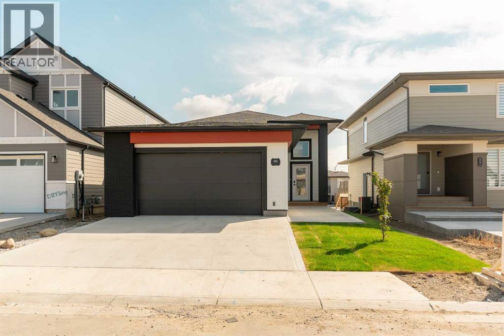 661 Devonia Road W, Lethbridge, Alberta