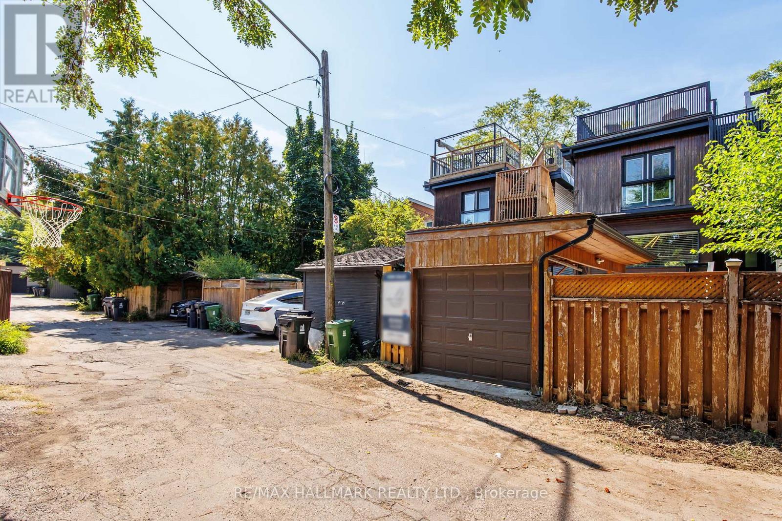 29b Beechwood Drive, Toronto, Ontario  M4K 3H7 - Photo 39 - E12473641