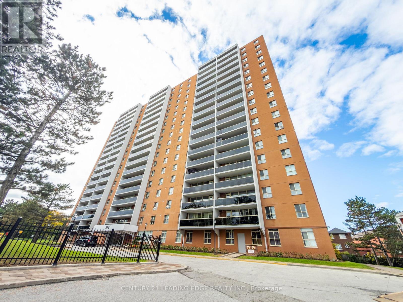 1704 - 270 PALMDALE DRIVE, Toronto, Ontario